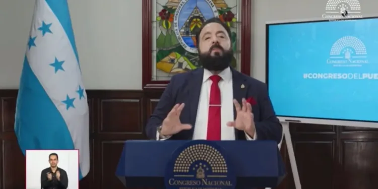 Presidente del Congreso denuncia fraude en elecciones de 2013 y 2017 en Honduras