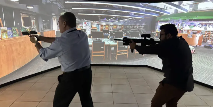 Costa Rica incorpora simulador de tiro para entrenar a sus fuerzas policiales con apoyo de EEUU