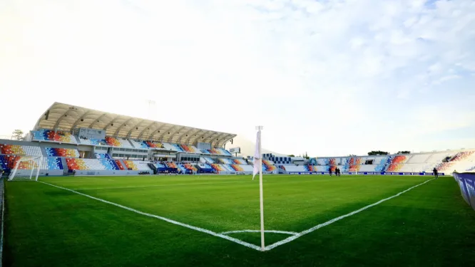 ¡Cambio de cancha! La Selecta deja el Cuscatlán y jugará en el “Mágico” González ante Panamá y Guatemala