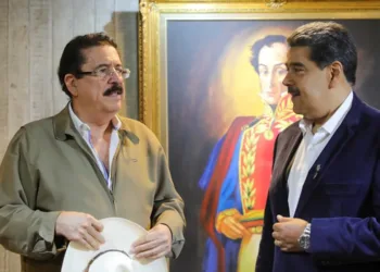 Candidato liberal advierte consecuencias para Honduras por acercamientos con regímenes autoritarios