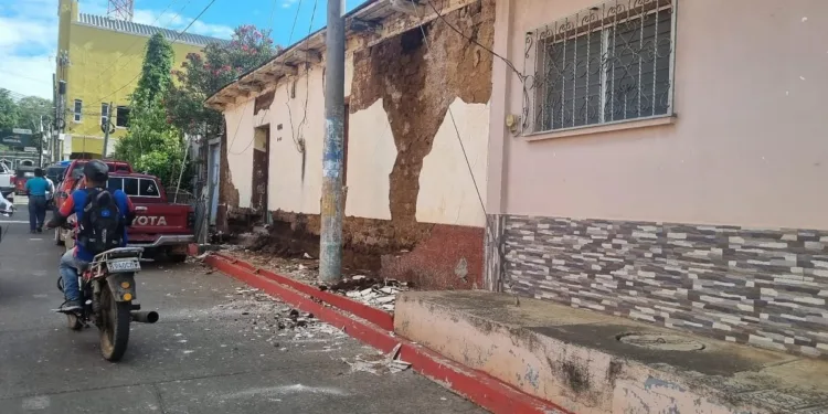 Sismos provocan daños en viviendas e iglesias de Guatemala y El Salvador