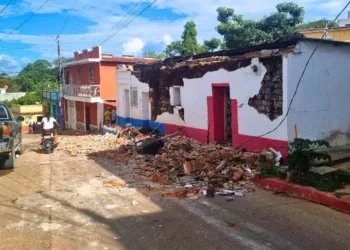 Guatemala reporta 2 fallecidos y El Salvador se mantiene en alerta por sismos en zona fronteriza