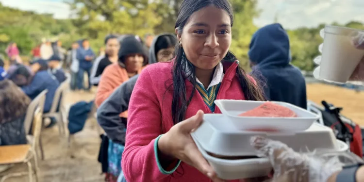 Presidente de Guatemala dice que gobierno ha desplegado ayuda en Jutiapa tras serie de sismos