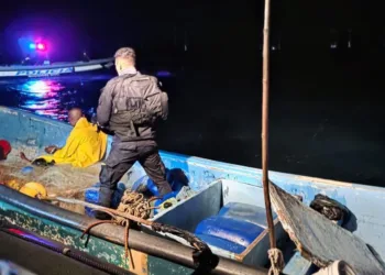 Autoridades interceptan embarcaciones con más de 600 kilos de cocaína en aguas salvadoreñas