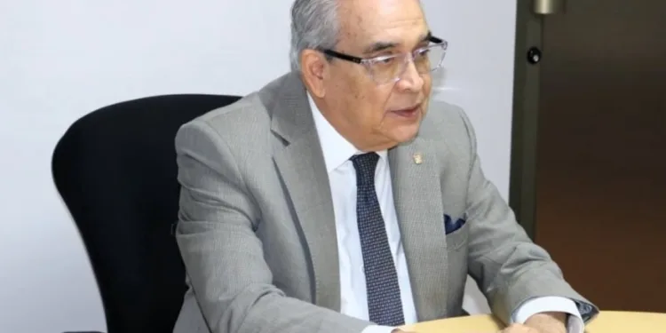 Renuncia de manera sorpresiva el secretario de Energía en Panamá