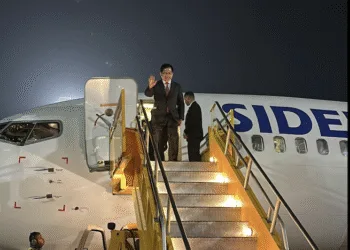 El Ministro de Relaciones Exteriores de Taiwán, Lin Chia-lung, a su arribo a Asunción.