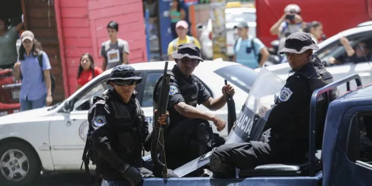 policias represores nicaragua