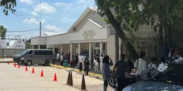 Oficinas de recepción de deportados en el aeropuerto de San Pedro Sula. Foto WOLA