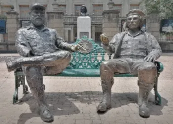 Sobre estatuas y monumentos