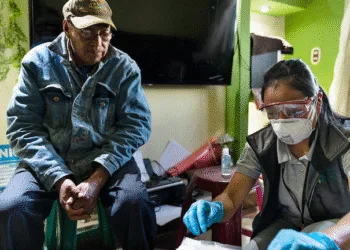 Los hospitales son la principal fuente de bacterias resistentes a los antibióticos en Guatemala, revela estudio