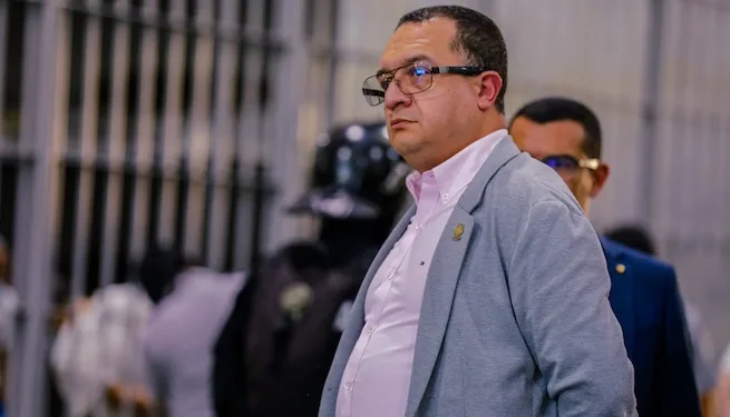 Costa Rica construirá cárcel de máxima seguridad inspirada en el CECOT salvadoreño