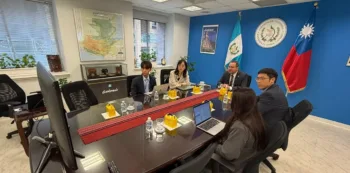 Empresa líder en tecnología de Taiwán explora invertir en Guatemala tras reunión en su embajada