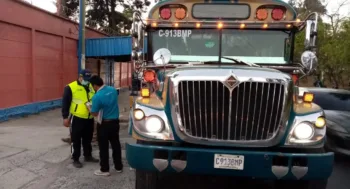 Gobierno de Guatemala autoriza circulación de autobuses extraurbanos sin límite de antigüedad