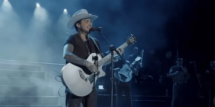 Christian Nodal conquista Guatemala con emotivo concierto en Explanada Cayalá