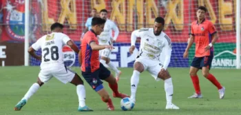 Municipal y Comunicaciones empatan 1-1 en el Clásico 334 del fútbol guatemalteco