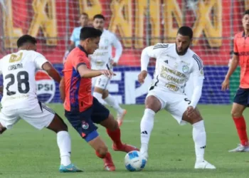 Municipal y Comunicaciones empatan 1-1 en el Clásico 334 del fútbol guatemalteco