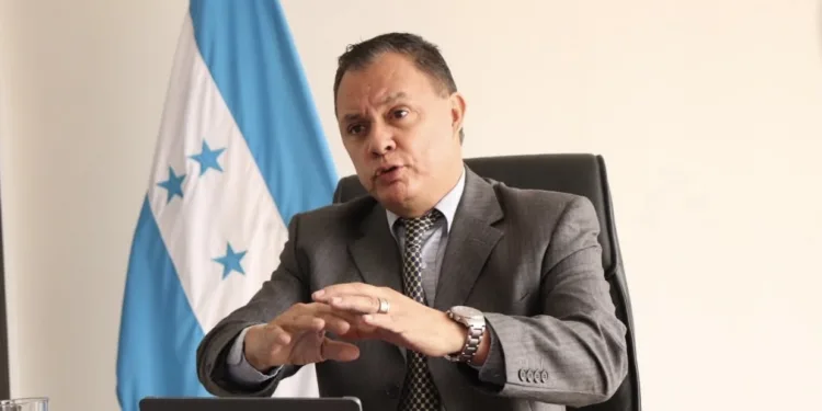 Vicecanciller de Honduras Antonio García renuncia por desacuerdo con postura del Gobierno hacia Venezuela