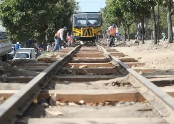 Guatemala impulsa la reactivación del tren con nuevo comité presidido por el presidente Arévalo