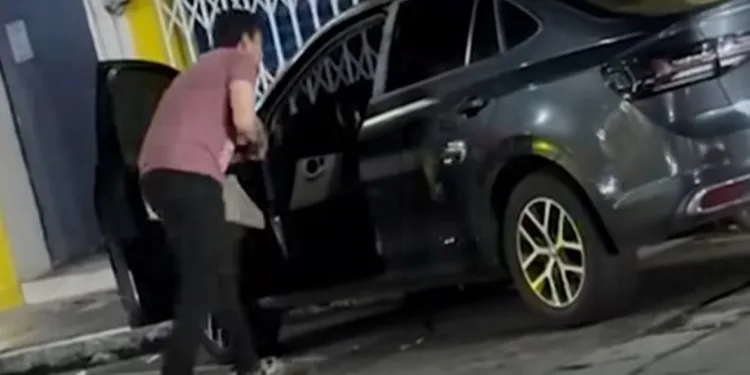 Juez en Guatemala rechaza captura de hombre acusado de agredir a mujer en la vía pública y que fue grabado en video