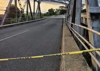 Empresarios de Guatemala exigen al gobierno reparar de urgencia el Puente Mocá por impacto económico