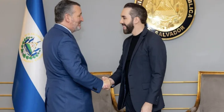 Senador Ted Cruz de EE UU visita El Salvador y destaca éxito en reducción de homicidios y lucha contra pandillas
