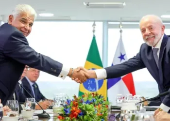 Brasil se une al Tratado de Neutralidad del Canal de Panamá tras reunión entre presidentes Lula y Mulino
