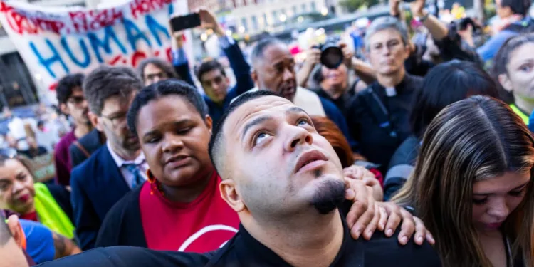 Salvadoreño Kilmar Ábrego frena su deportación de Estados Unidos y pide asilo