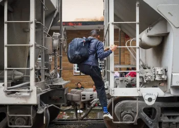 Médicos Sin Fronteras denuncia impacto devastador de políticas migratorias de EE.UU. en migrantes en México y Centroamérica