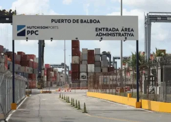 El costo de la concesión de puertos panameños a una empresa china: Más de $1,200 millones en pérdidas