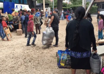 Guatemala evalúa dar protección humanitaria a mexicanos que huyen de la violencia en Chiapas