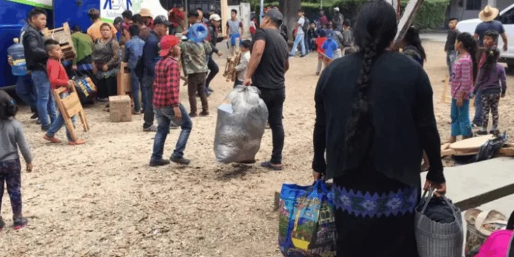 Guatemala evalúa dar protección humanitaria a mexicanos que huyen de la violencia en Chiapas