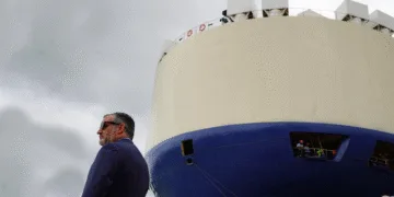 Senador Ted Cruz dice que EEUU no debe permitir que China utilice el Canal de Panamá y sus puertos como arma