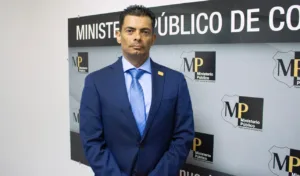 Fiscal Carlo Diaz