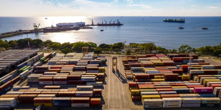 Centroamérica pierde ritmo económico en 2025 por dependencia de EE UU, según la CEPAL