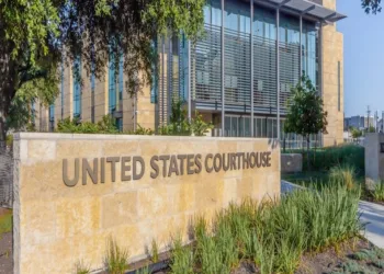 Corte EEUU condena a nicaragüense a cinco años y tres meses por tráfico de más de 400 migrantes