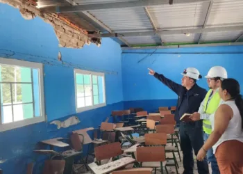 Gobierno de Guatemala restaurará casi 200 edificios escolares y de salud dañados por sismos