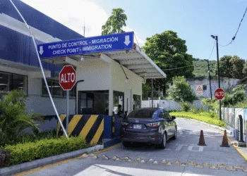 Guatemala habilita paso fronterizo con El Salvador sin descender de los vehículos