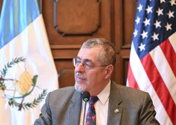 Presidente de Guatemala avala designación del Barrio 18 como terrorista: “Facilita la cooperación con EE UU”