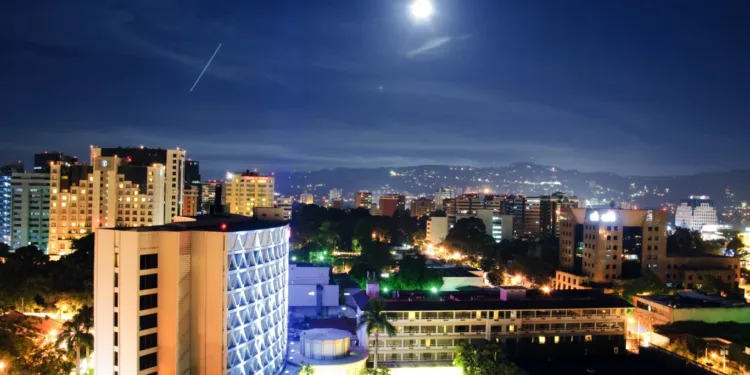 Guatemala podría aumentar 2.3 % su PIB si mejora eficiencia de inversión pública, según FMI