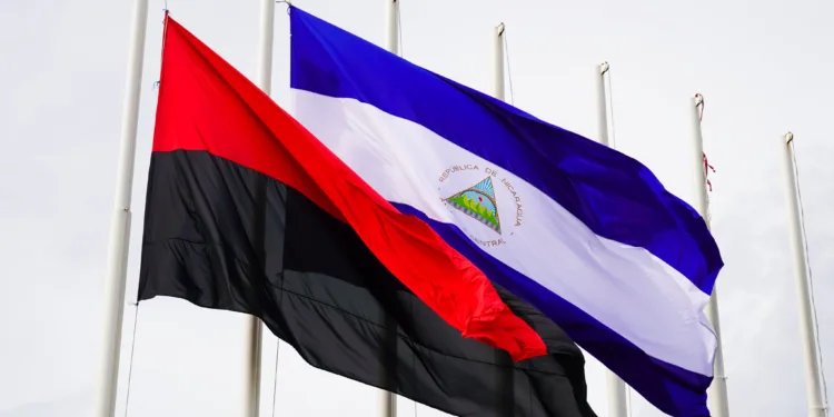 banderas de Nicaragua y banderas sandinista
