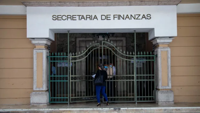Honduras: Gobierno presiona por la aprobación de ley fiscal con “amenazas”