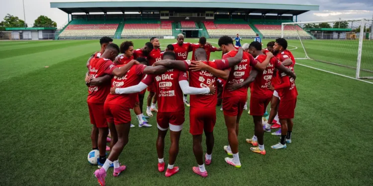 Panamá enfrenta a Surinam en Paramaribo en la eliminatoria mundialista