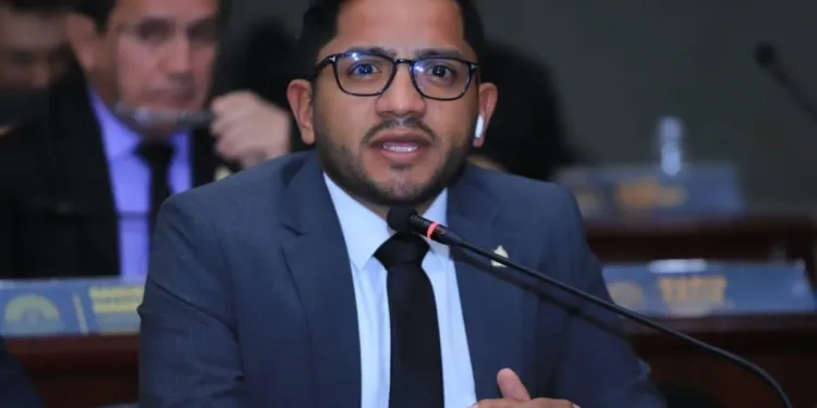 Oficialismo amenaza con promover la anulación de partidos opositores en Honduras