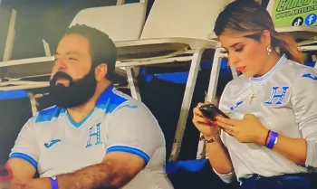 Presidente legislativo viaja a Curazao para ver a selección mientras Congreso Nacional sigue sin sesionar en Honduras