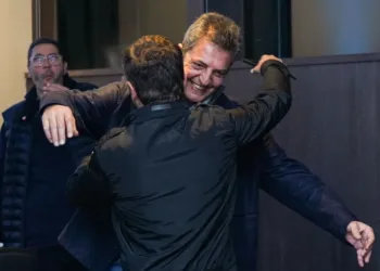 Peronismo derrota al partido de Milei en elecciones de Buenos Aires