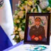Gobierno salvadoreño recuerda a víctimas del accidente aéreo en que murió el director policial