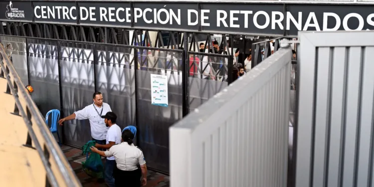 Trump deporta menos guatemaltecos que Biden: caída del 39 % en repatriaciones desde Estados Unidos