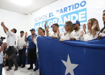 Partido Nacional de Honduras rechaza vínculos con China y se desmarca de viaje de diputados