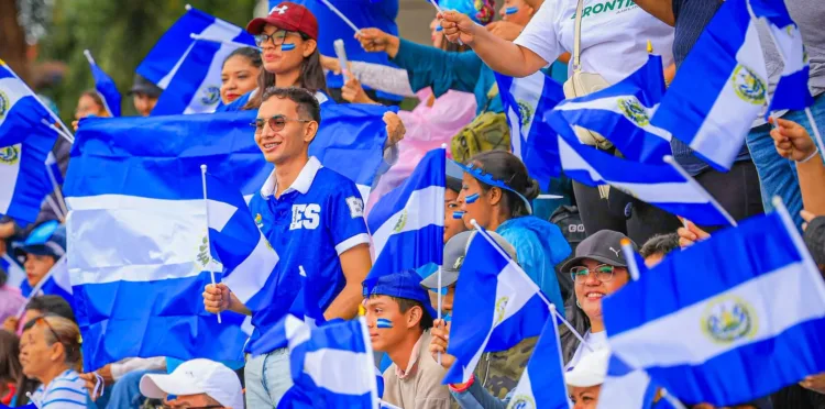 Presidentes y gobiernos saludan a Centroamérica por el aniversario de independencia