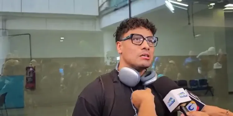 Boxeador Lester Martínez regresa a Guatemala tras empatar por decisión y mantener su invicto